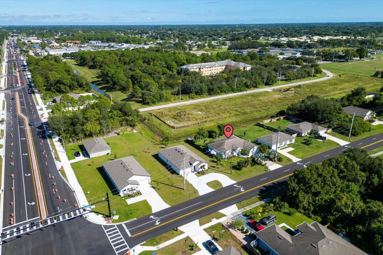 873 SW Tulip Boulevard, Port Saint Lucie, FL 34953 Photo