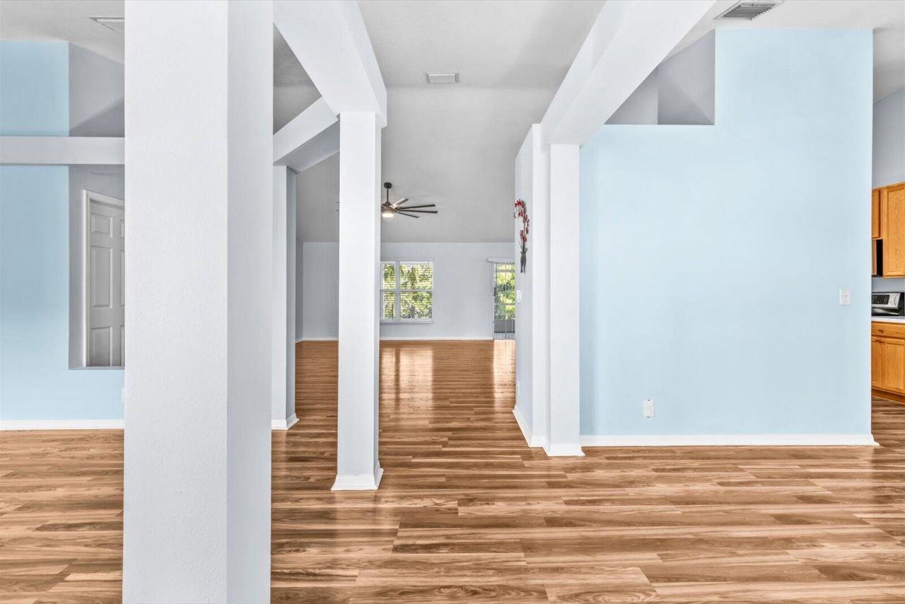 873 SW Tulip Boulevard, Port Saint Lucie, FL 34953 Photo