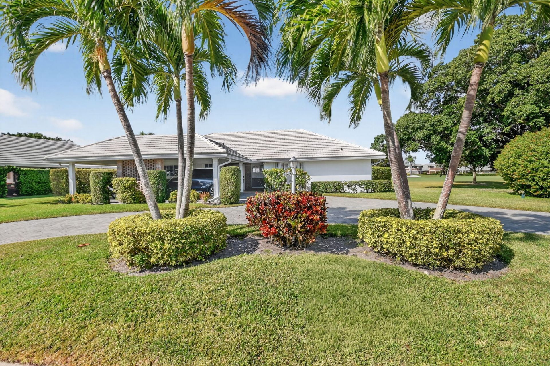 355 Villa Drive S, Atlantis, FL 33462 Photo
