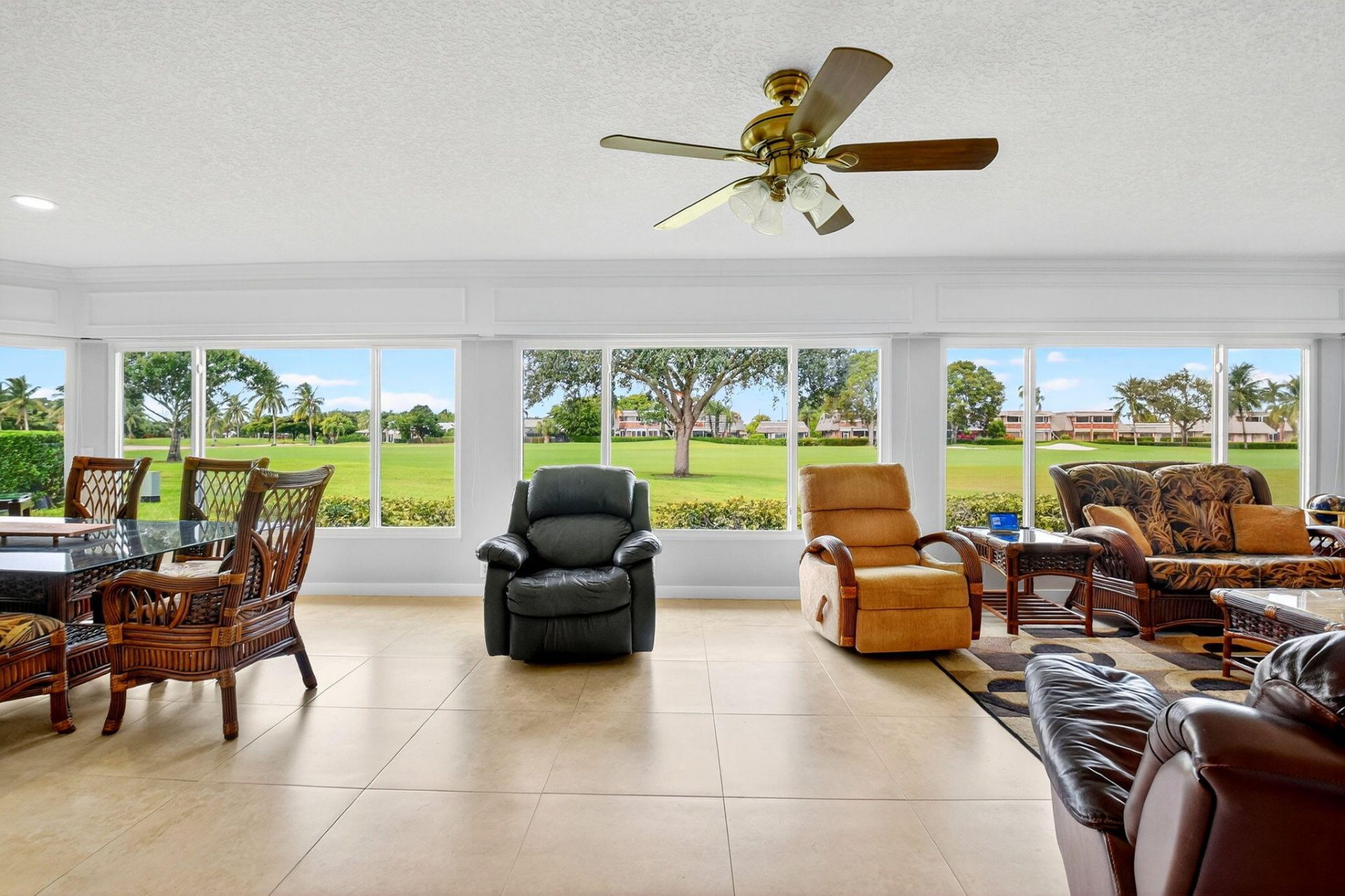 355 Villa Drive S, Atlantis, FL 33462 Photo