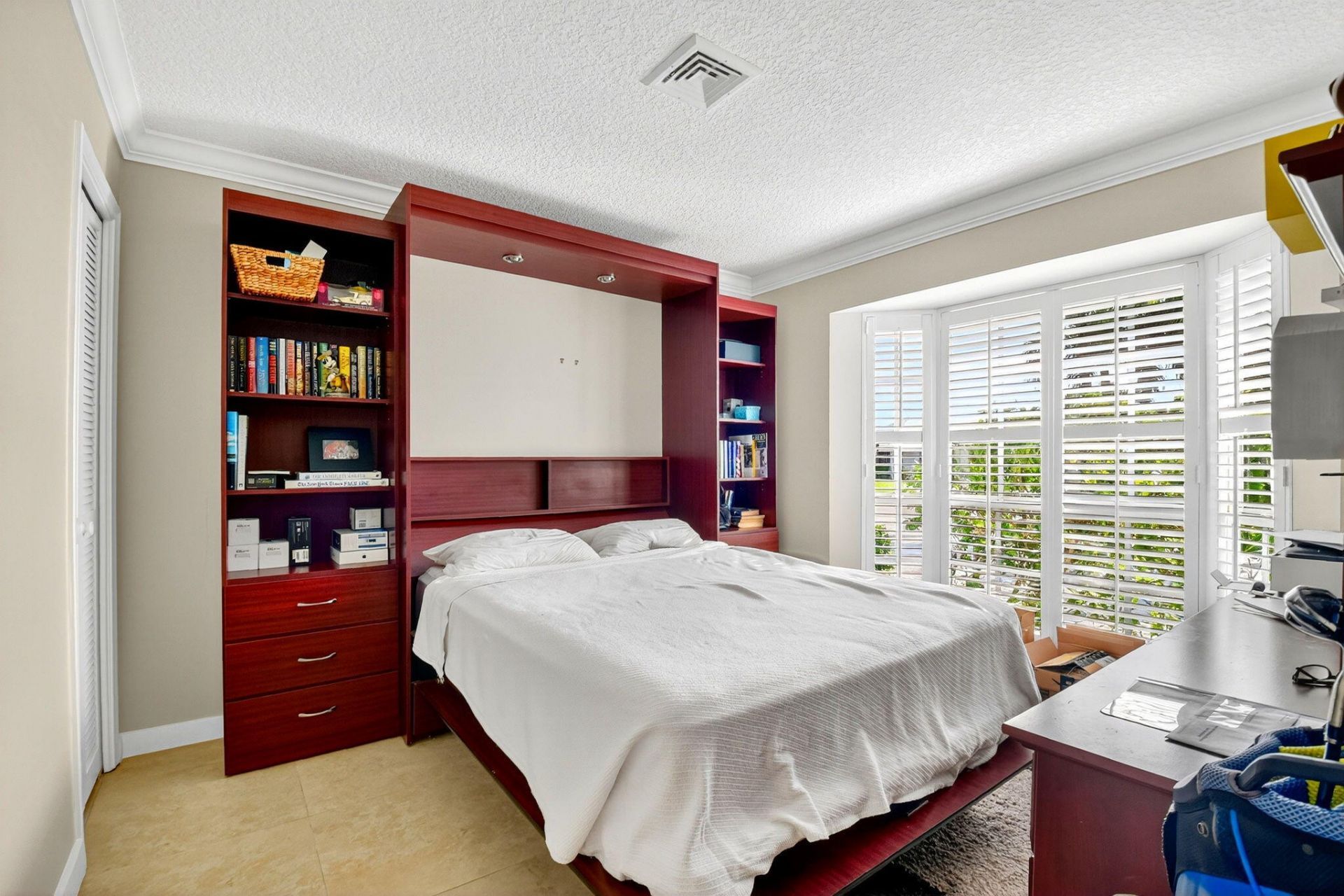 355 Villa Drive S, Atlantis, FL 33462 Photo