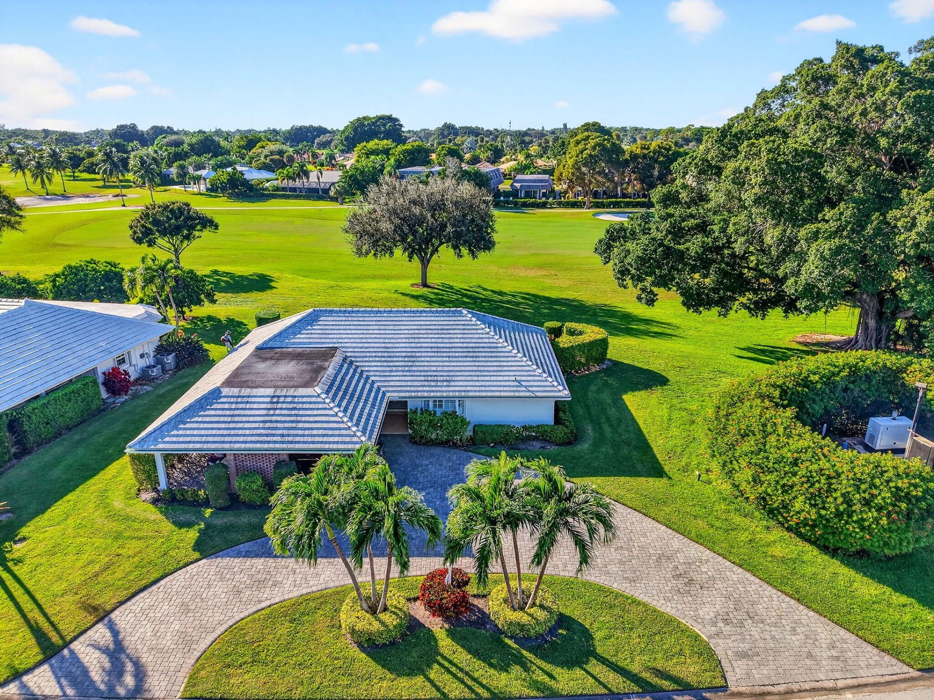 355 Villa Drive S, Atlantis, FL 33462 Photo