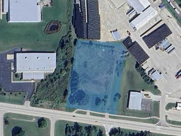 1060 W LAKE STREET, Horicon, WI 53032