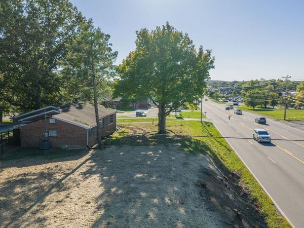 101 Sunset Rd, Dickson, TN 37055