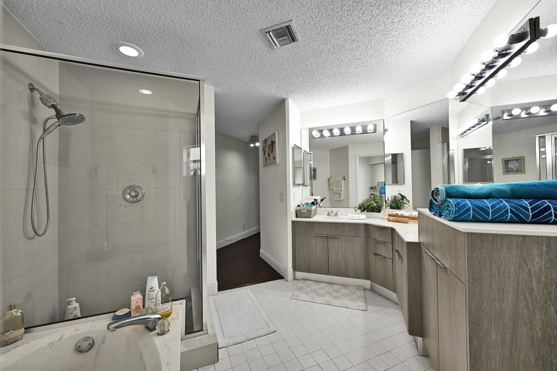 5390 Venetia Court, Unit H, Boynton Beach, FL 33437 Photo