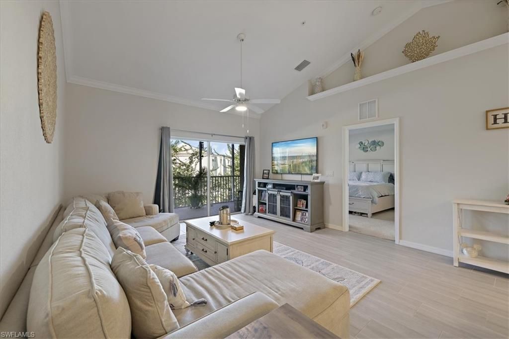 1149 Winding Pines Cir, Unit 204, Cape Coral, FL 33909 Photo