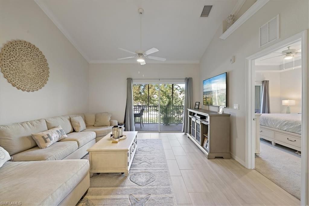 1149 Winding Pines Cir, Unit 204, Cape Coral, FL 33909 Photo