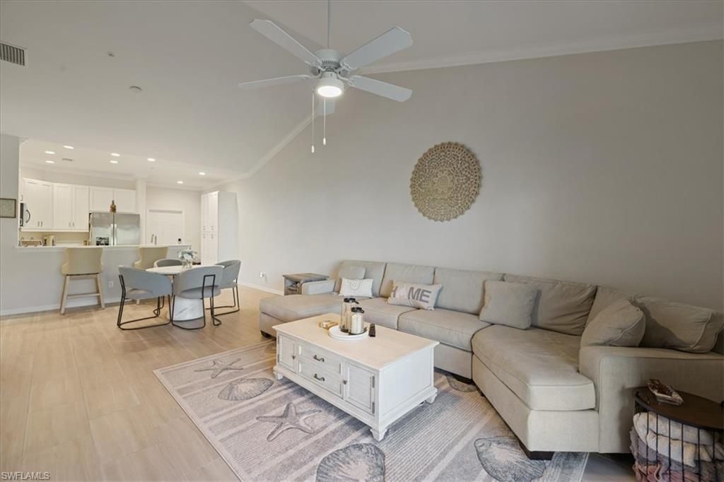 1149 Winding Pines Cir, Unit 204, Cape Coral, FL 33909 Photo