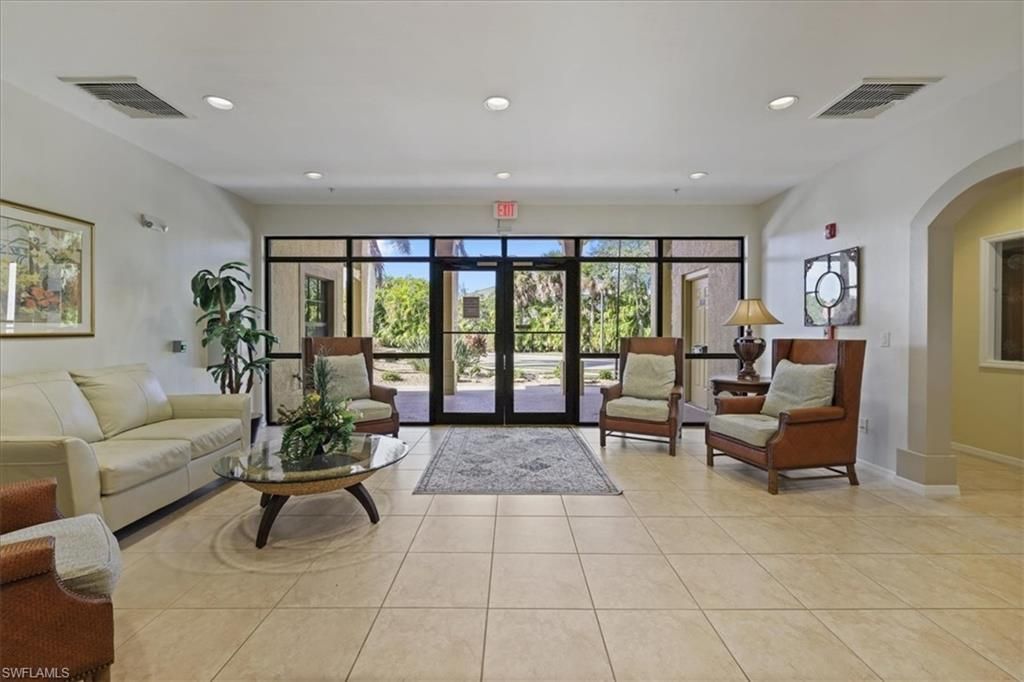 1149 Winding Pines Cir, Unit 204, Cape Coral, FL 33909 Photo