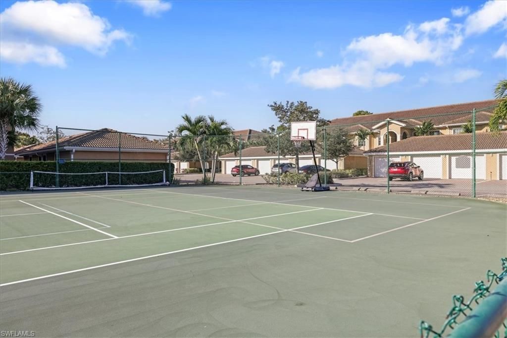 1149 Winding Pines Cir, Unit 204, Cape Coral, FL 33909 Photo