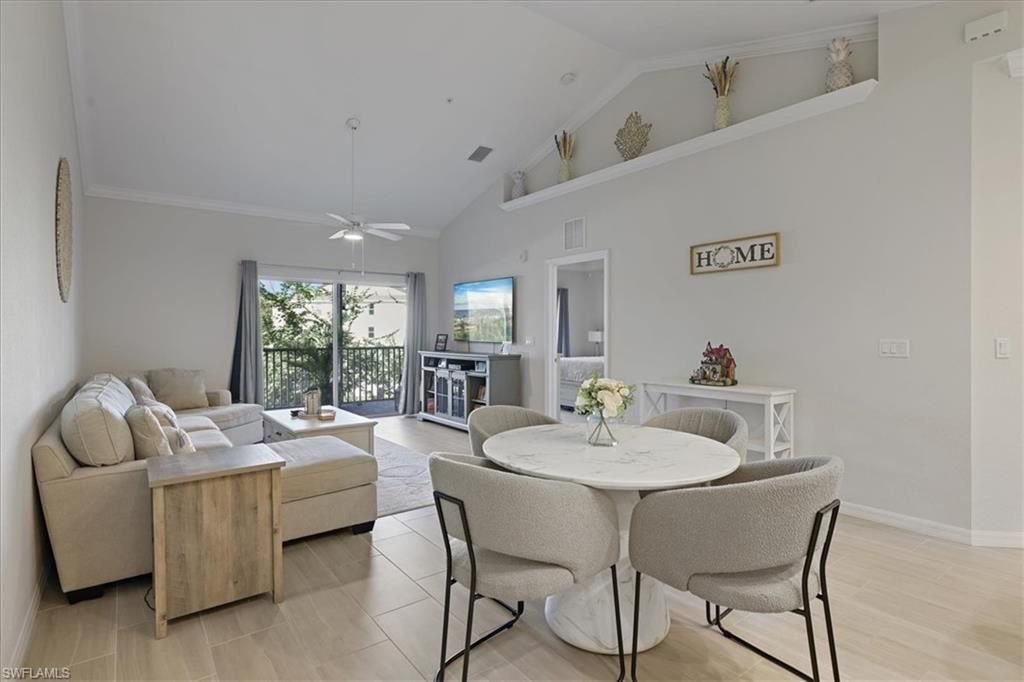 1149 Winding Pines Cir, Unit 204, Cape Coral, FL 33909 Photo