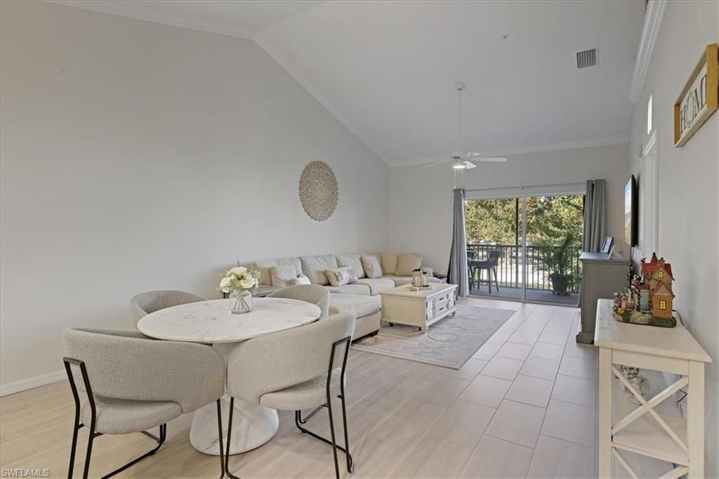 1149 Winding Pines Cir, Unit 204, Cape Coral, FL 33909 Photo