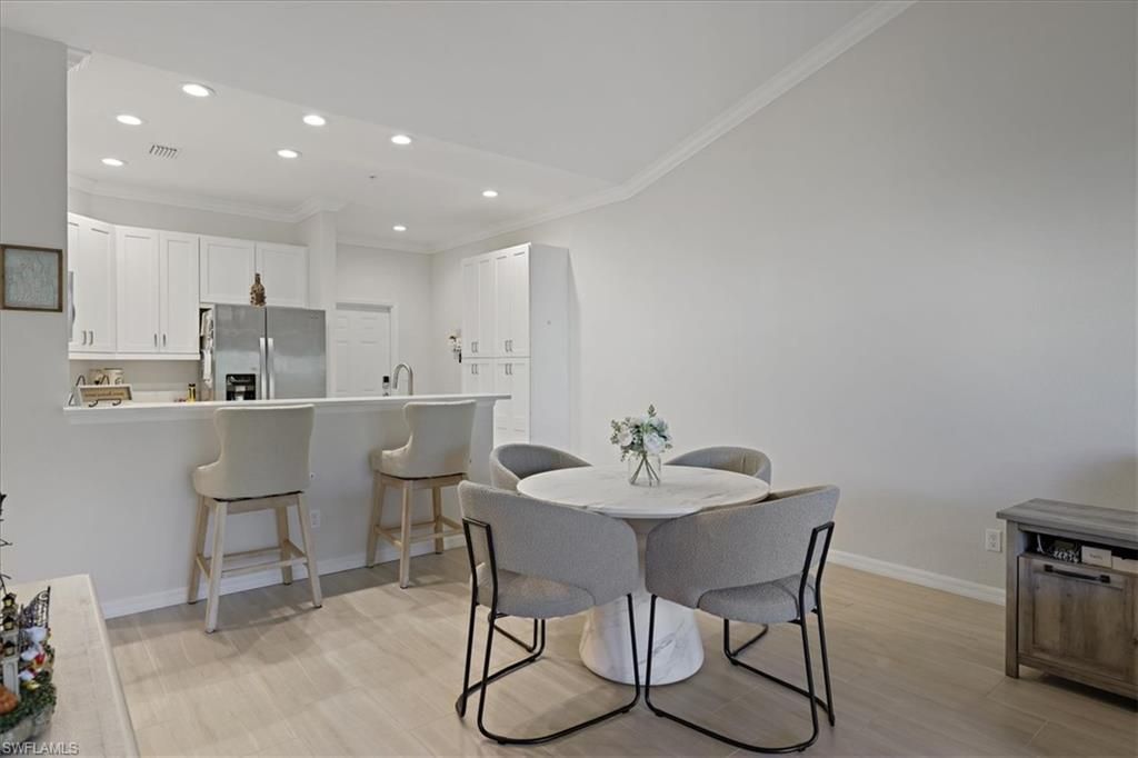 1149 Winding Pines Cir, Unit 204, Cape Coral, FL 33909 Photo