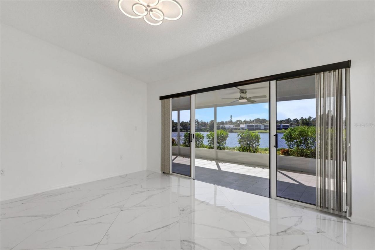 721 Spring Lakes Boulevard, Bradenton, FL 34210 Photo