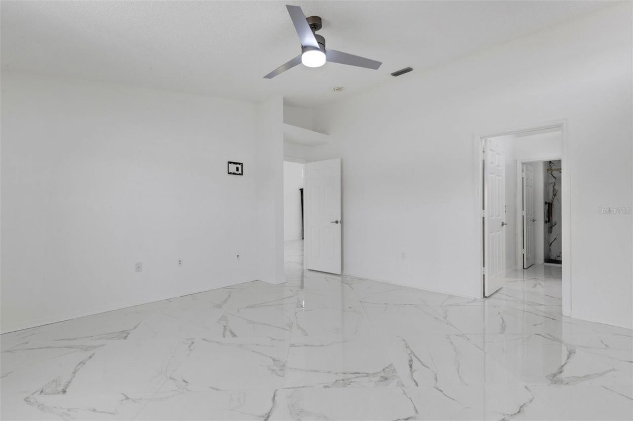 721 Spring Lakes Boulevard, Bradenton, FL 34210 Photo