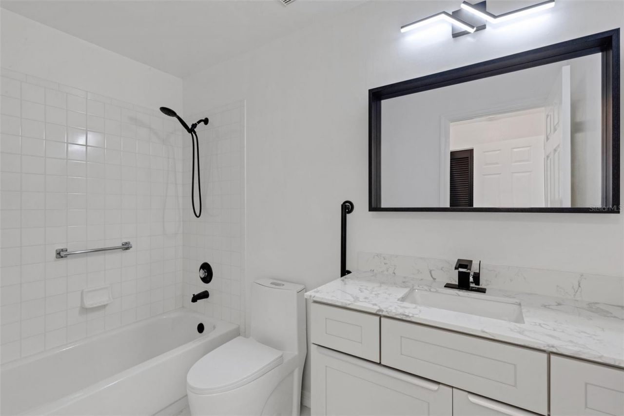 721 Spring Lakes Boulevard, Bradenton, FL 34210 Photo