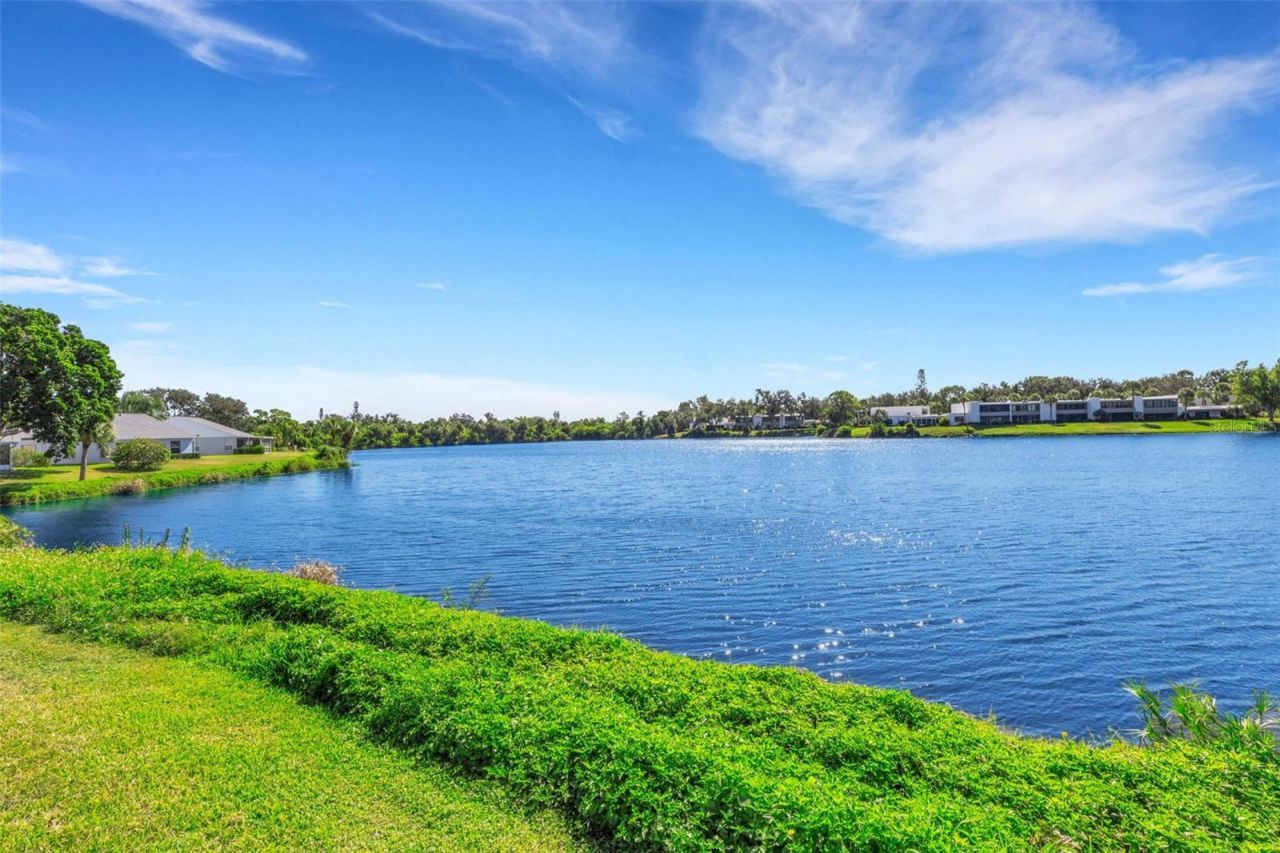 721 Spring Lakes Boulevard, Bradenton, FL 34210 Photo