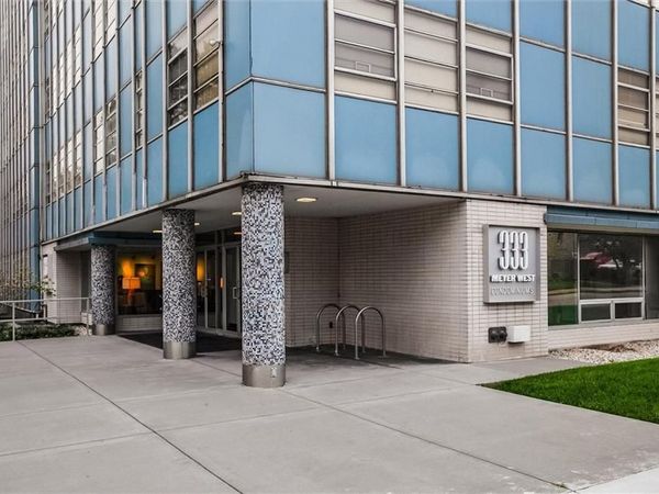 333 W Meyer Unit 213 Boulevard, Kansas City, MO 64133