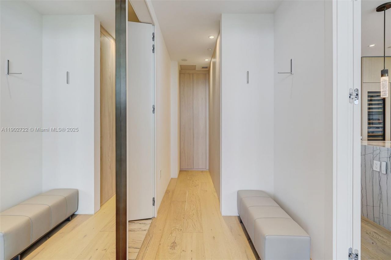 8701 Collins Ave, Unit 904, Miami Beach, FL 33154 Photo