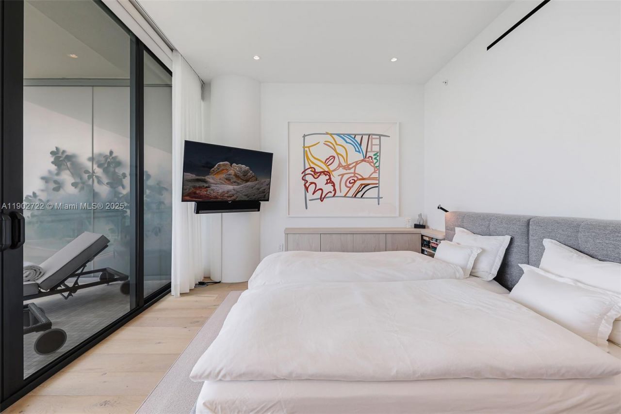 8701 Collins Ave, Unit 904, Miami Beach, FL 33154 Photo