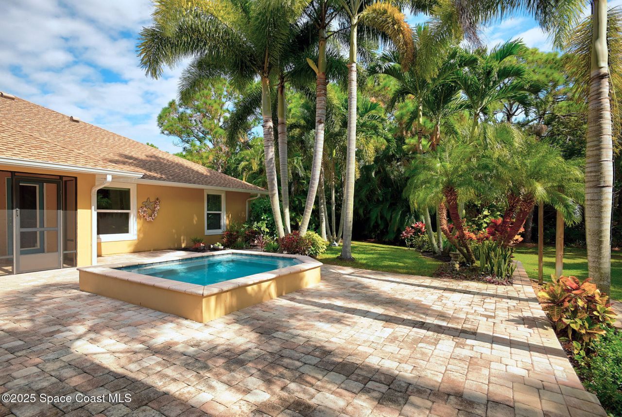 4580 Hunters Run Circle, Grant, FL 32949 Photo