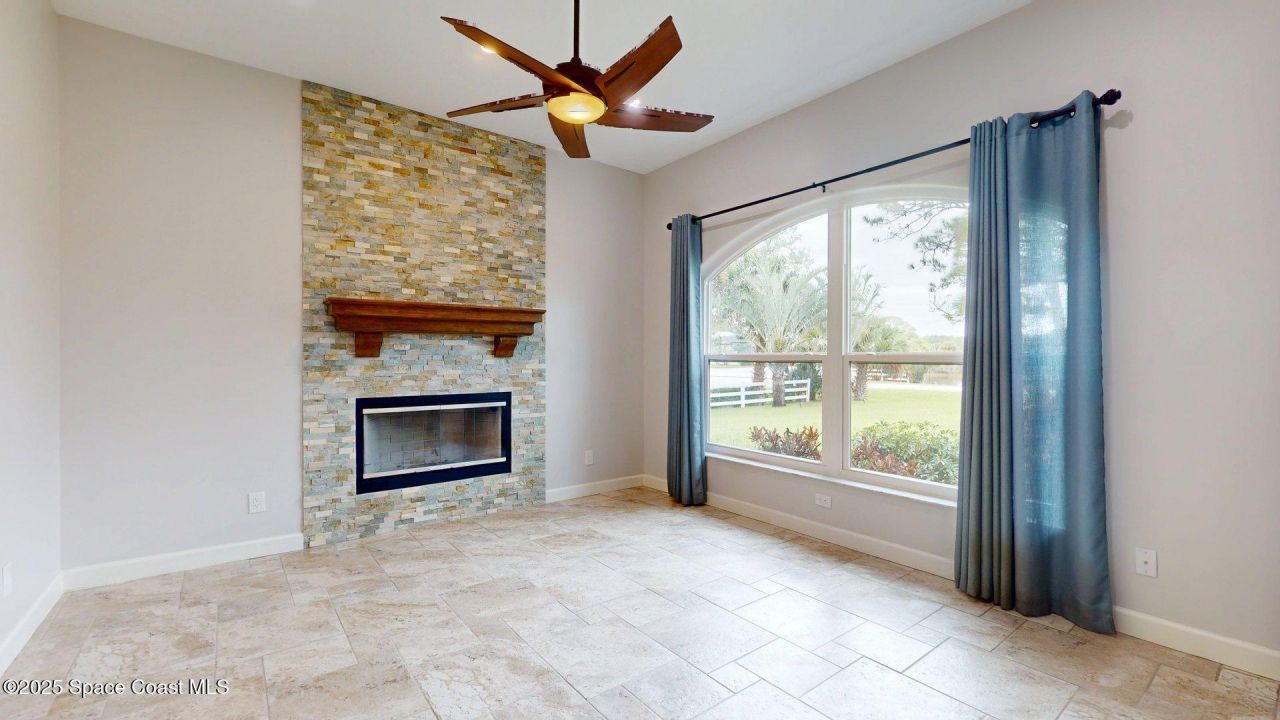 4580 Hunters Run Circle, Grant, FL 32949 Photo