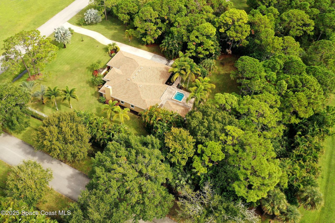 4580 Hunters Run Circle, Grant, FL 32949 Photo