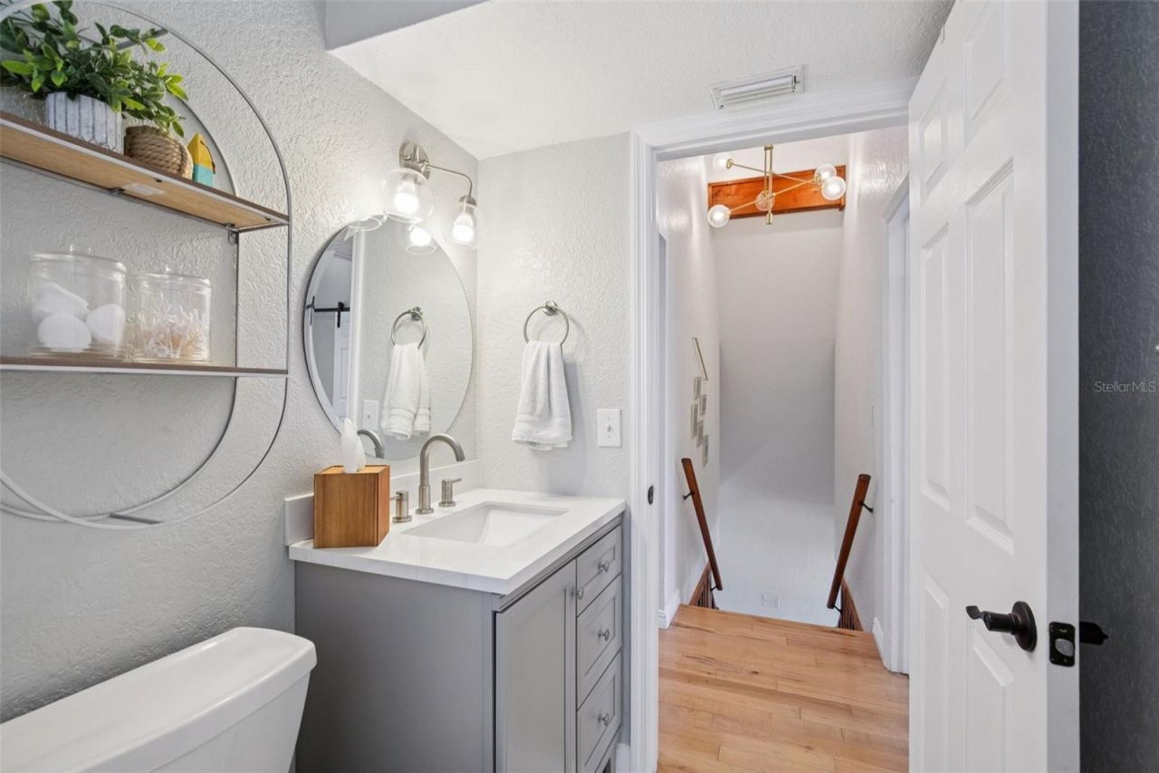 3140 N Canal Drive, Palm Harbor, FL 34684 Photo