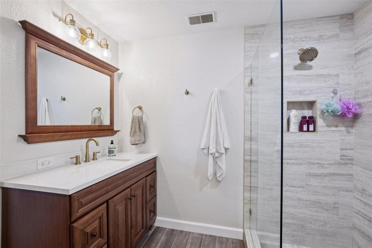 3140 N Canal Drive, Palm Harbor, FL 34684 Photo