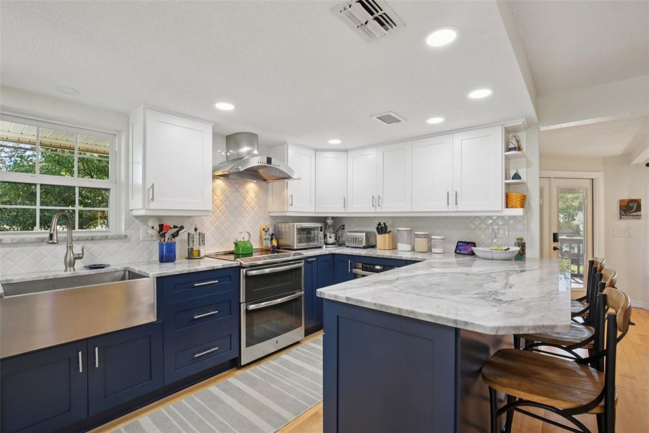 3140 N Canal Drive, Palm Harbor, FL 34684 Photo