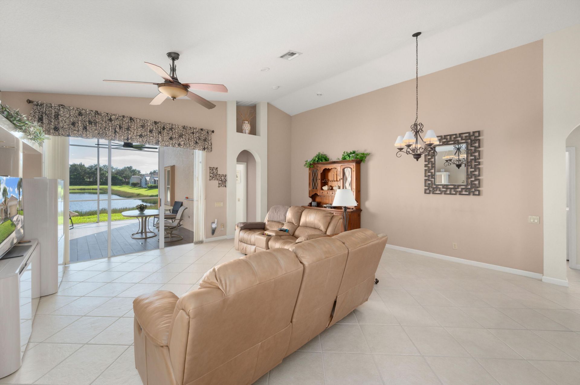 324 NW Treeline Trace, Port Saint Lucie, FL 34986 Photo