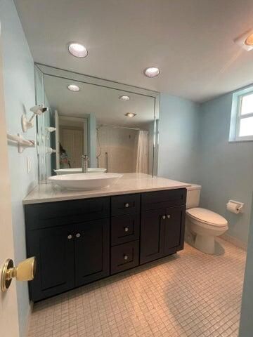 19 Colonial Club Drive, Unit 200, Boynton Beach, FL 33435 Photo