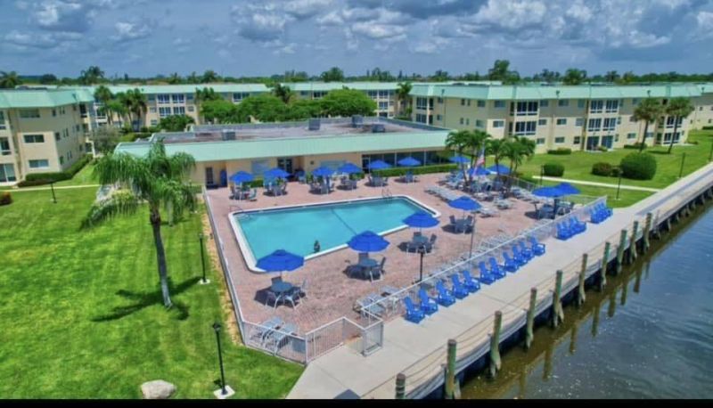 19 Colonial Club Drive, Unit 200, Boynton Beach, FL 33435 Photo