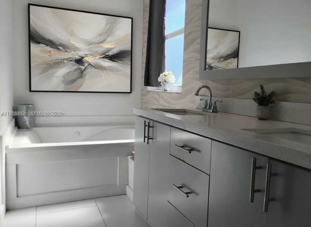 7515 SW 164th Ct, Miami, FL 33193 Photo