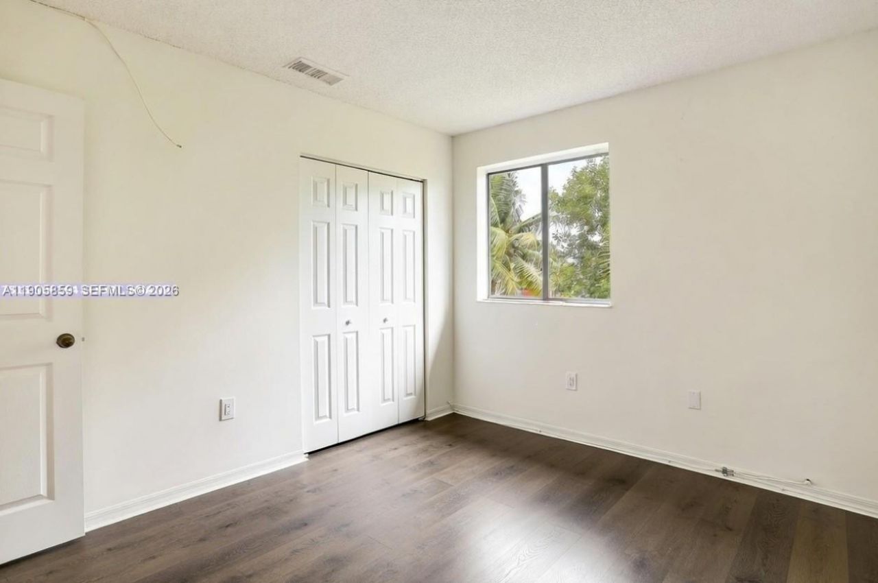 7515 SW 164th Ct, Miami, FL 33193 Photo