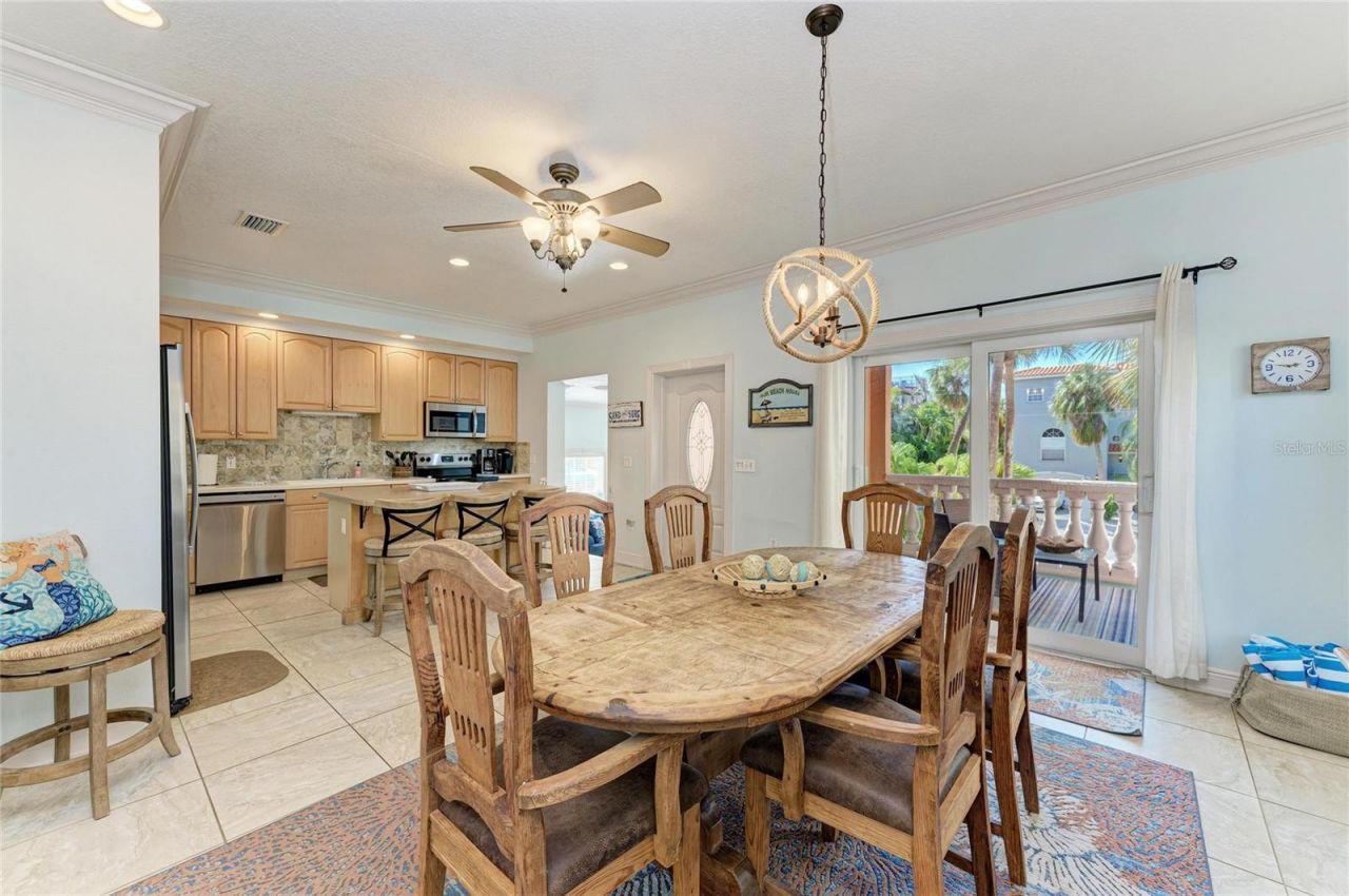 4003 5th Avenue, Holmes Beach, FL 34217 Photo