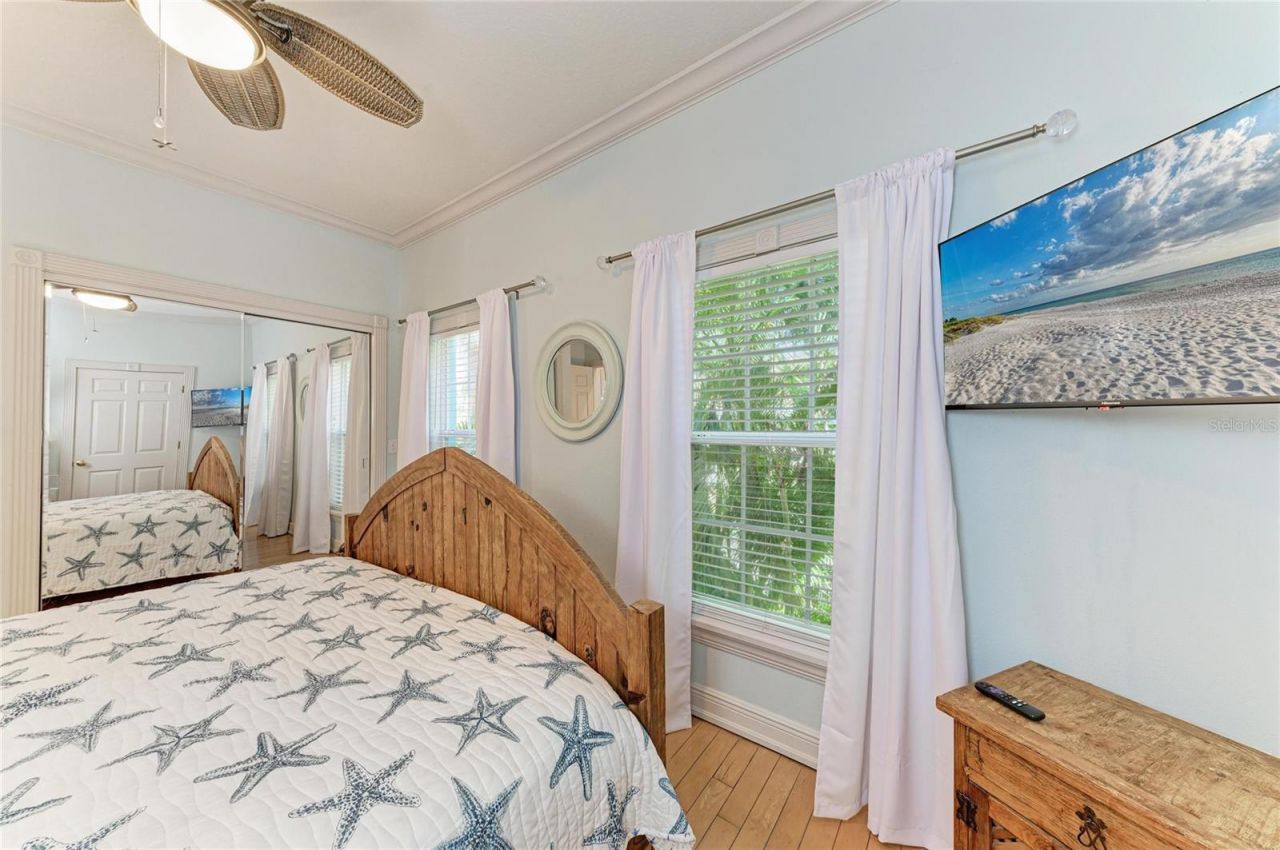 4003 5th Avenue, Holmes Beach, FL 34217 Photo