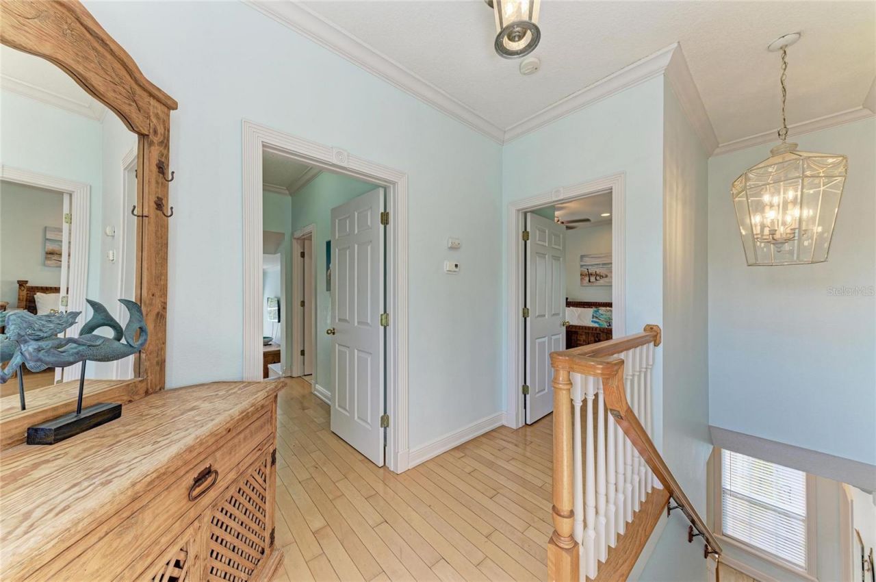 4003 5th Avenue, Holmes Beach, FL 34217 Photo