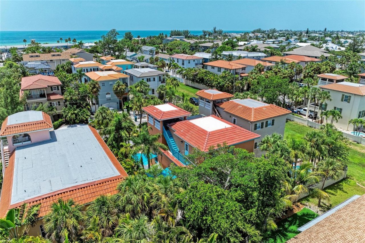 4003 5th Avenue, Holmes Beach, FL 34217 Photo