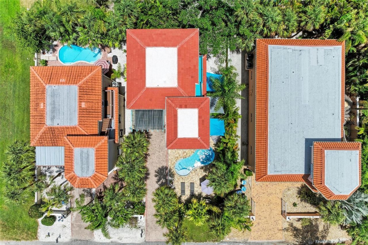4003 5th Avenue, Holmes Beach, FL 34217 Photo