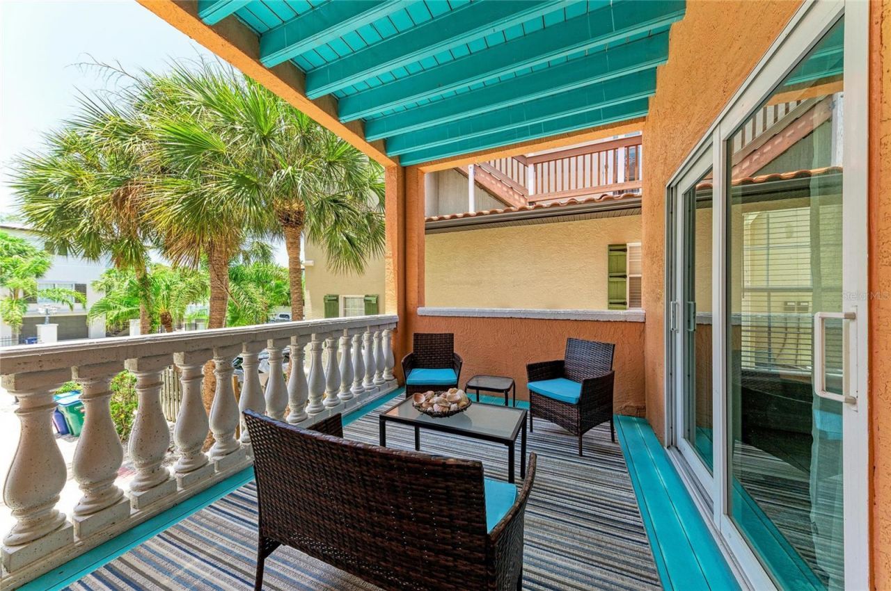4003 5th Avenue, Holmes Beach, FL 34217 Photo