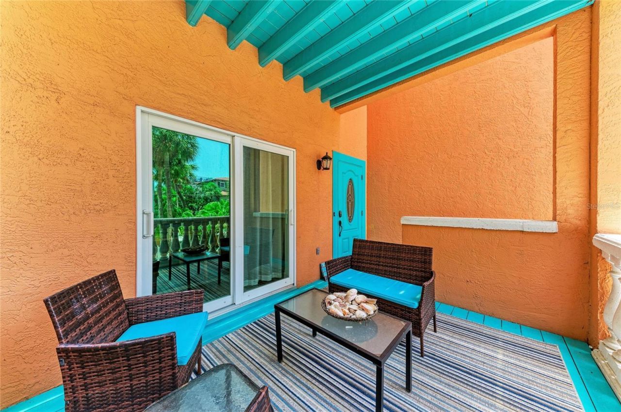 4003 5th Avenue, Holmes Beach, FL 34217 Photo
