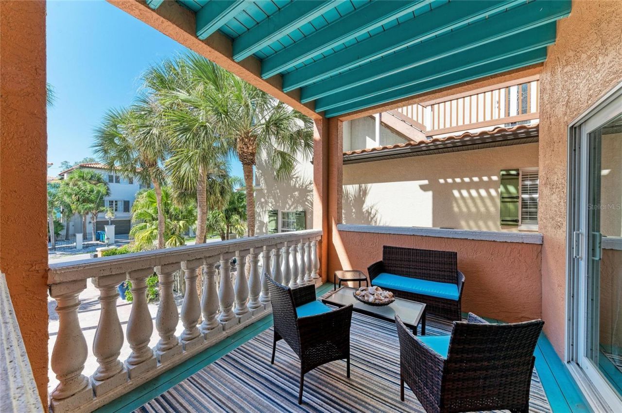 4003 5th Avenue, Holmes Beach, FL 34217 Photo