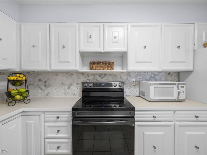 3167 Linden Road, Unit 201, Rocky River, OH 44116 Photo 6