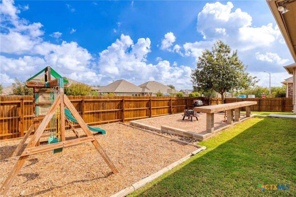 427 Wood Duck, New Braunfels, TX 78130 Main Photo