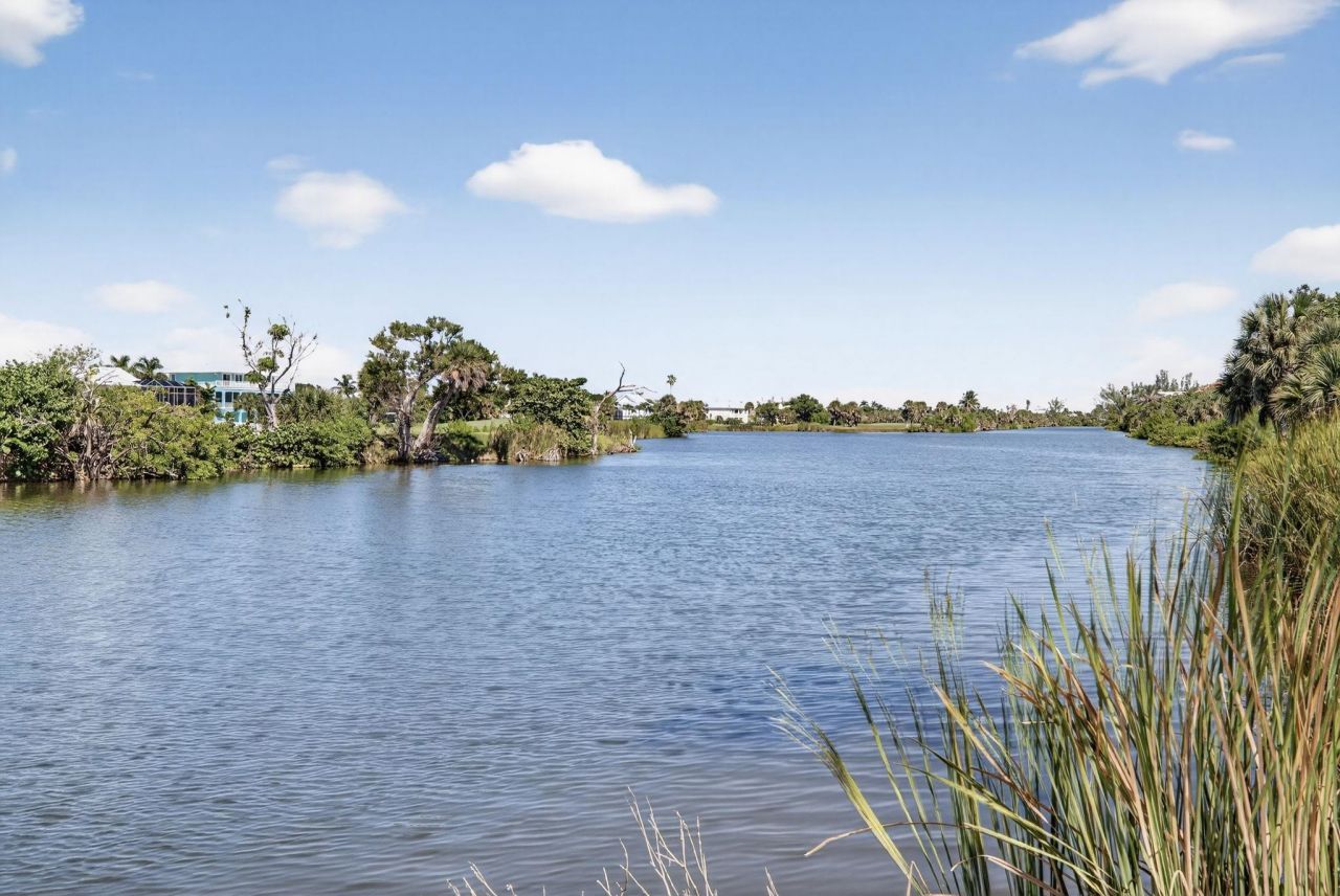 1610 Middle Gulf Dr, Unit F2, Sanibel, FL 33957 Photo