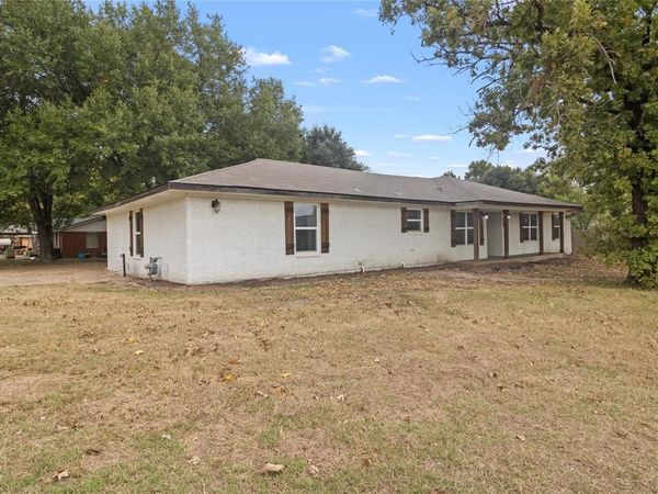 736 Bluebonnet Street, Mexia, TX 76667