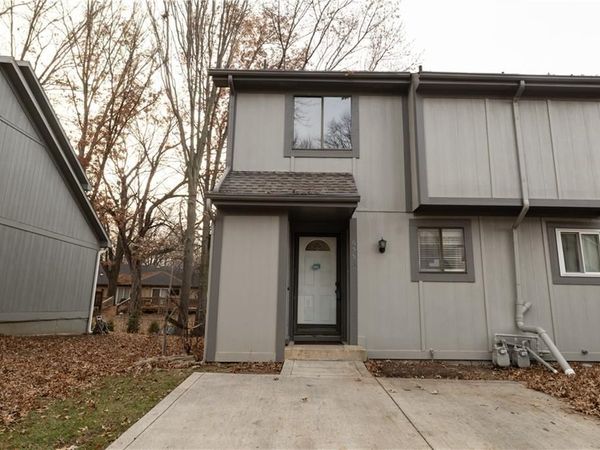 6556 Charles Street, Shawnee, KS 66216