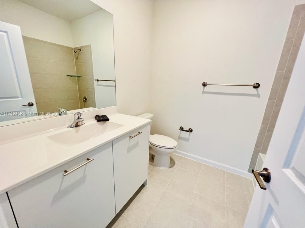 12628 NW 23rd Pl, Unit 12628, Miami, FL 33167 Photo