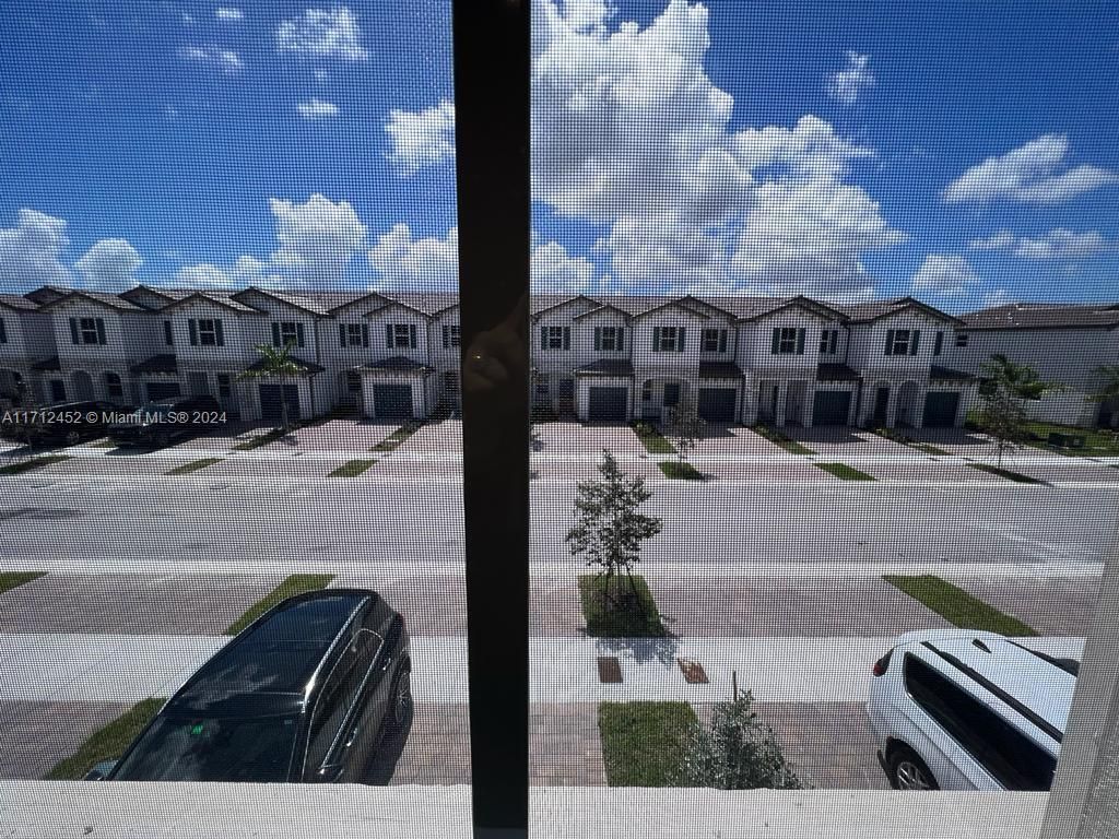 12628 NW 23rd Pl, Unit 12628, Miami, FL 33167 Photo